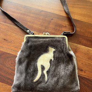 Kangaroo Crossbody